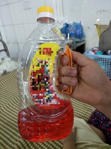 uong-nham-ruou-be-trai-5-tuoi-nhap-vien-cap-cuu-1