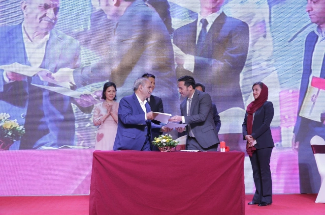 Ký kết bản ghi nhớ giữa Công ty Tây Á và Tập đoàn Bahraman Saffaron.