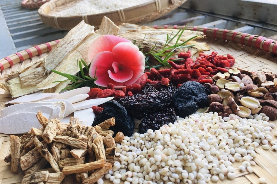 Dịch vụ vận chuyển thuốc bắc đi Châu Âu an toàn, nhanh chóng Dịch vụ vận chuyển thuốc bắc đi Châu Âu an toàn, nhanh chóng
