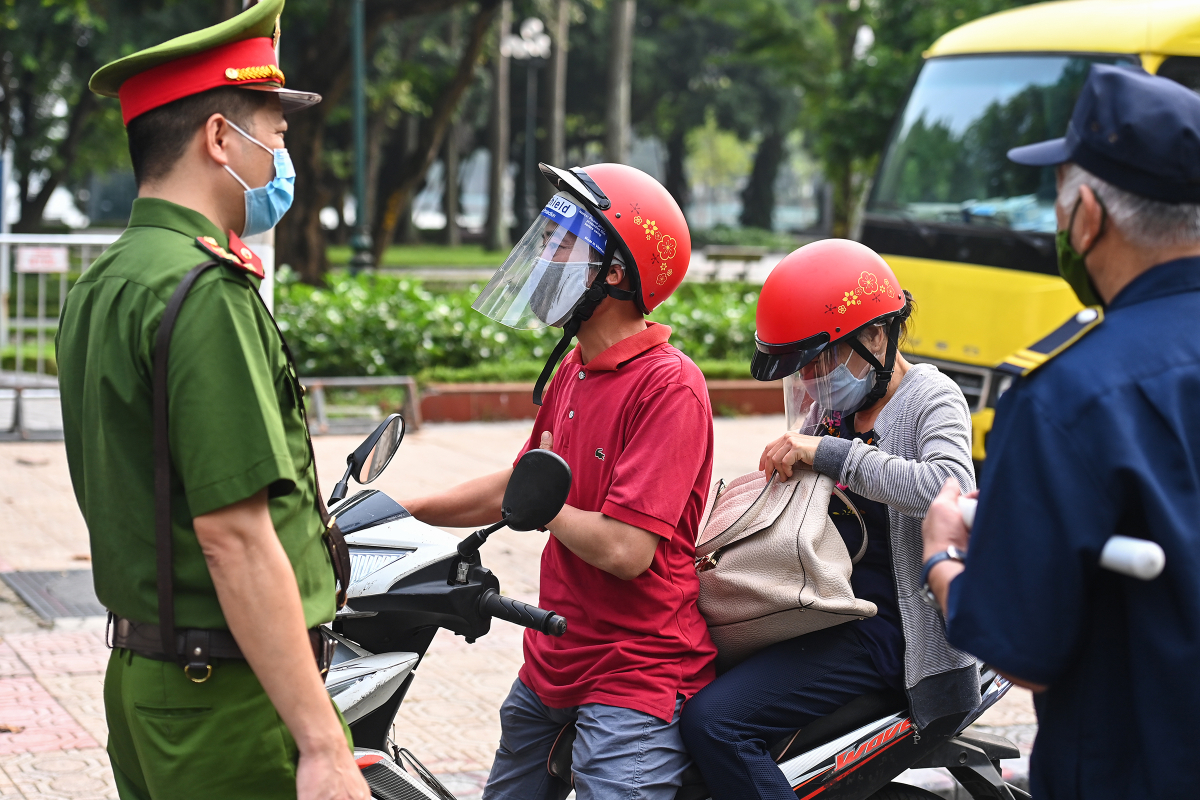 Thêm 3.578 ca Covid-19, TP HCM vượt 100.000 ca 1 xuphatvnexpress13 1627945385 3828 1627945389