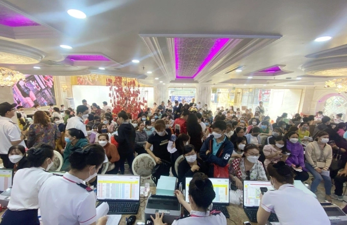 Mailisa chú trọng đào tạo nhân viên chất lượng cao Lượng khách hàng luôn đông đảo tại Mailisa.