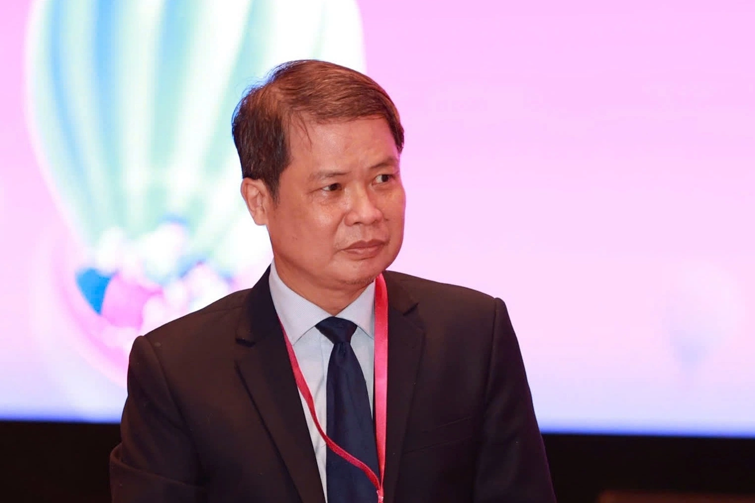 PGS.TS.BS Đỗ Văn Dũng, nguyên trưởng Khoa Y tế Công cộng, Trường ĐH Y Dược TP HCM. Ảnh: Tường Vi
