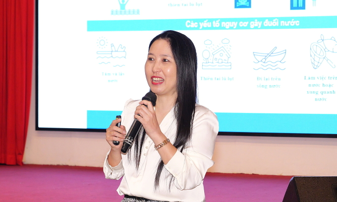 Tiến sĩ Vân phát biểu tại buổi tập huấn. Ảnh: Ban tổ chức cung cấp