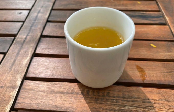 Trà xanh chứa nhiều dưỡng chất tốt cho sức khỏe nhưng nên uống lượng vừa phải. Ảnh minh họa: Mỹ Thịnh
