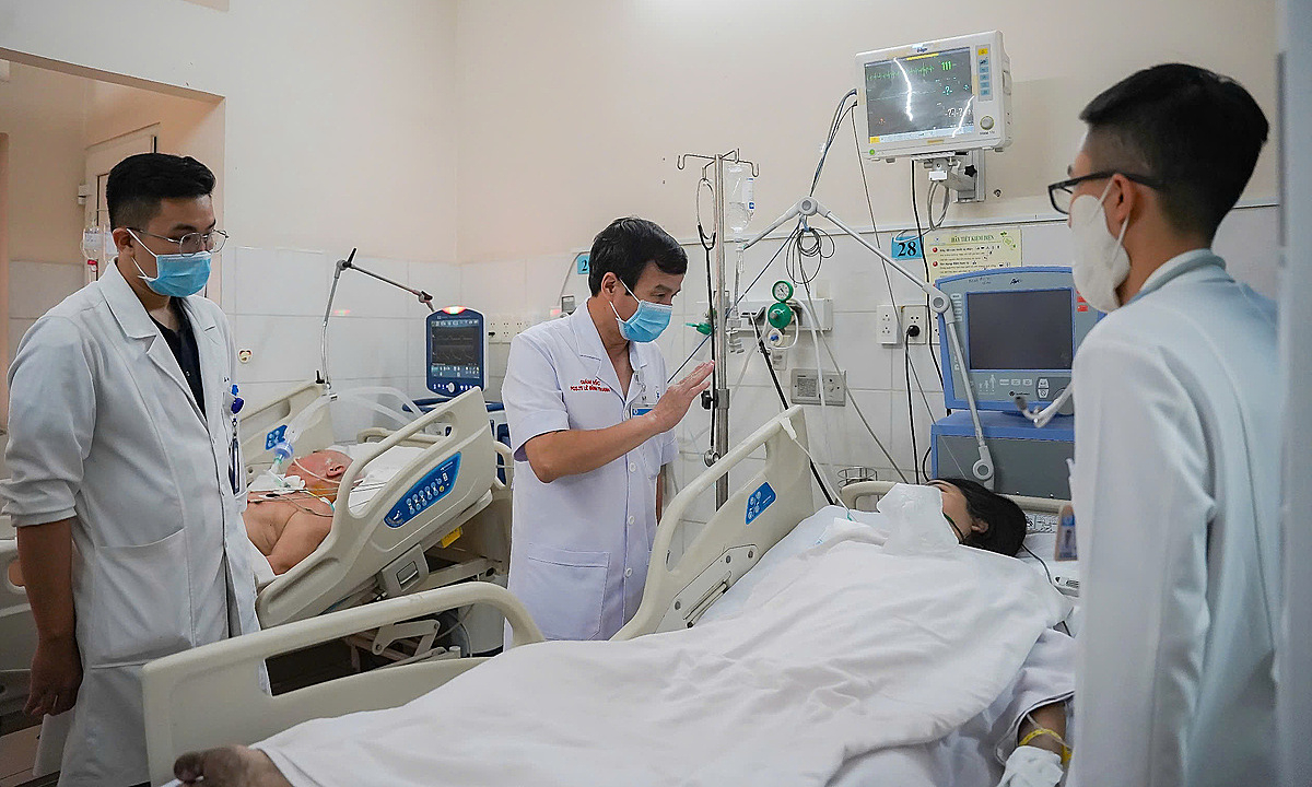 13 nạn nhân vụ cháy nhà 4 tầng ở TP HCM bị ngạt khí, bỏng hô hấp