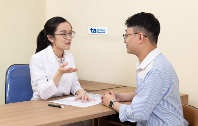 Bác sĩ Thủy Vy tư vấn cho người bệnh. Ảnh minh họa: Bệnh viện Đa khoa Tâm Anh