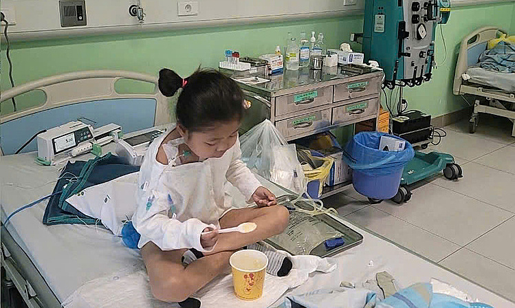 Quả thận hiến tặng giúp bé gái sống đời bình thường