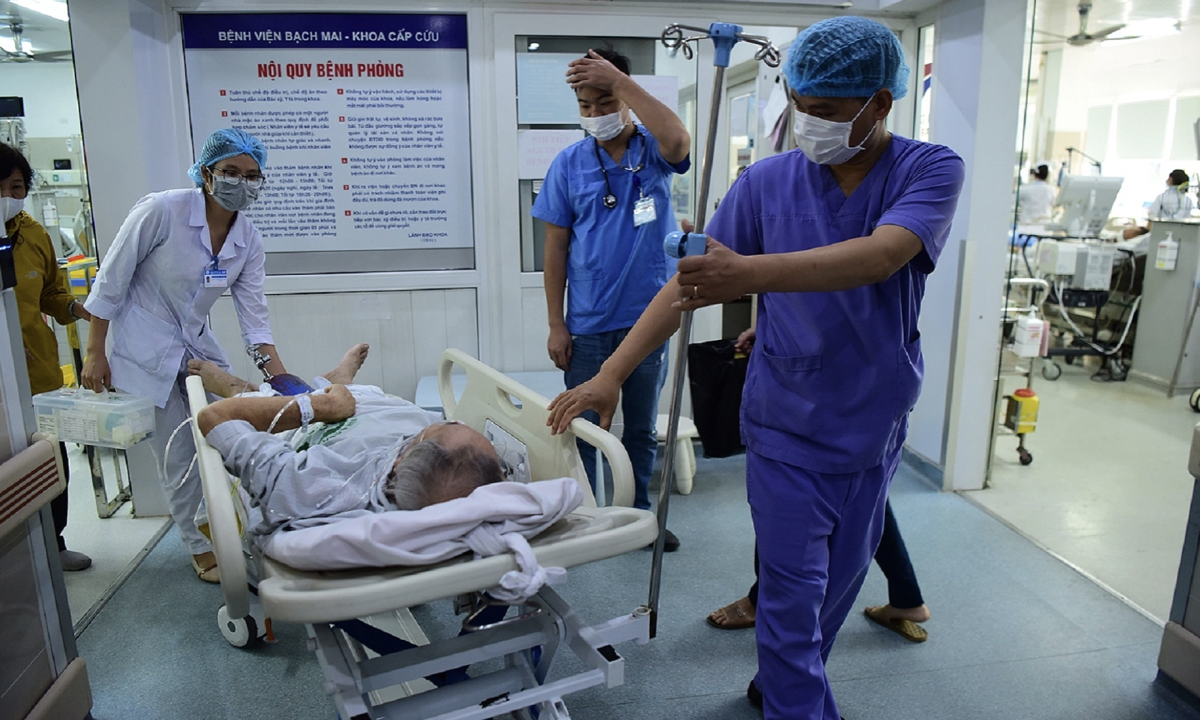 "Hội chứng 6h sáng" của bác sĩ cấp cứu hồi sức