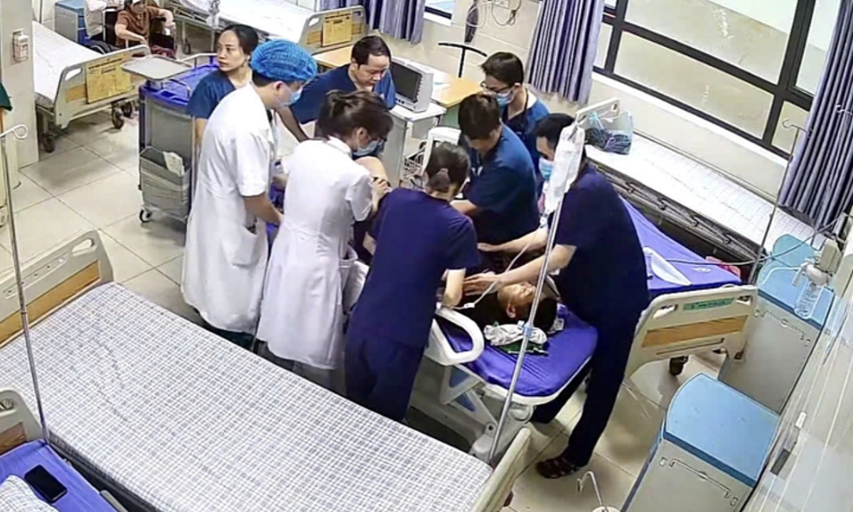 Người tấn công nhân viên y tế Phú Thọ sẽ bị xử phạt hành chính