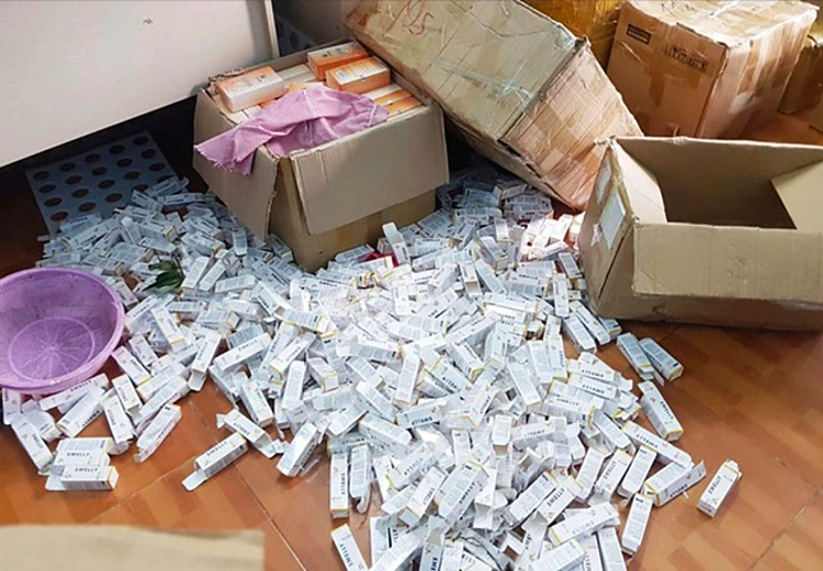 Mỹ phẩm giả có thể gây tổn thương đa cơ quan
