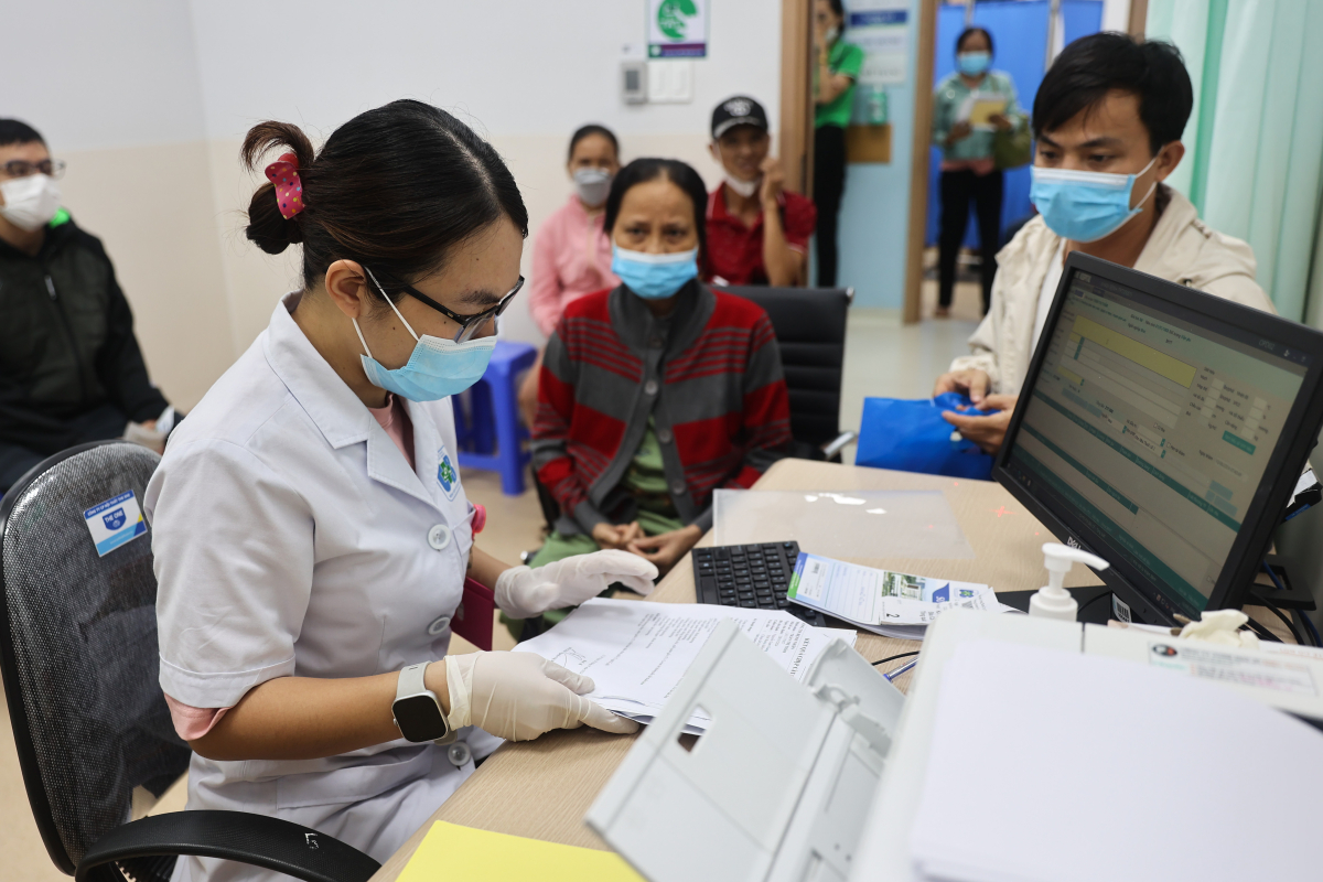Nguy cơ gì từ đơn thuốc 90 ngày?