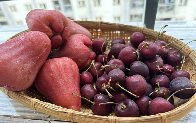 Ăn một phần trái cây trước bữa 30-60 phút giúp no sớm, hỗ trợ kiểm soát cân nặng. Ảnh: Anh Chi