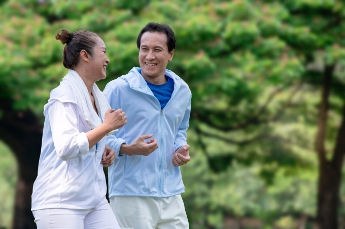 Chủ động kiểm soát các yếu tố nguy cơ giúp kiểm soát Alzheimer. Ảnh: Shutterstock