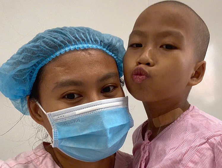 Ca ghép tủy khép lại 10 năm sống mòn của bé gái tan máu bẩm sinh