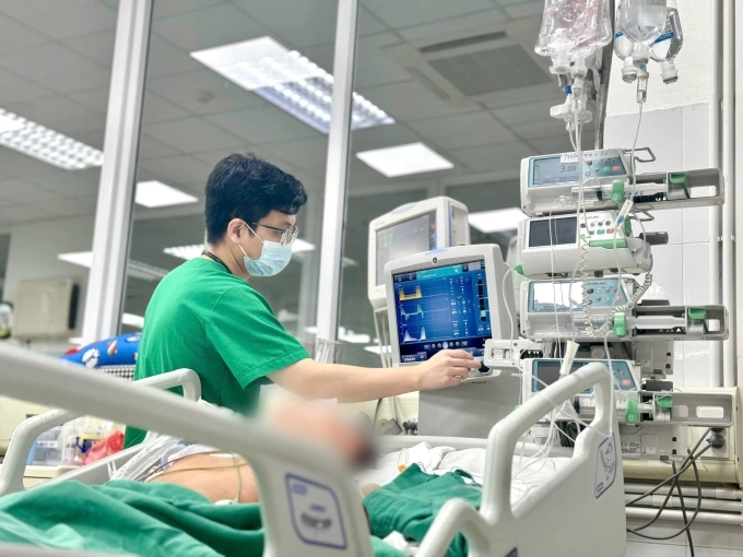 Trường hợp nam thanh niên 17 tuổi, ở Hà Nội mắc viêm não Nhật Bản, điều trị tại Bệnh viện Bệnh Nhiệt đới Trung ương vào tháng 7 vừa qua. Ảnh: Bệnh viện Bệnh Nhiệt đới Trung ương