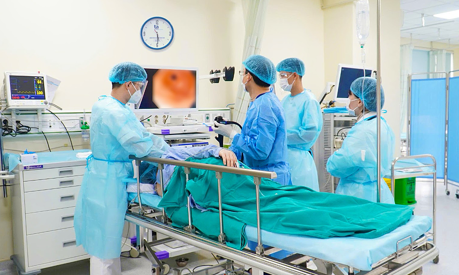 Bị trào ngược dạ dày thực quản có cần nội soi?