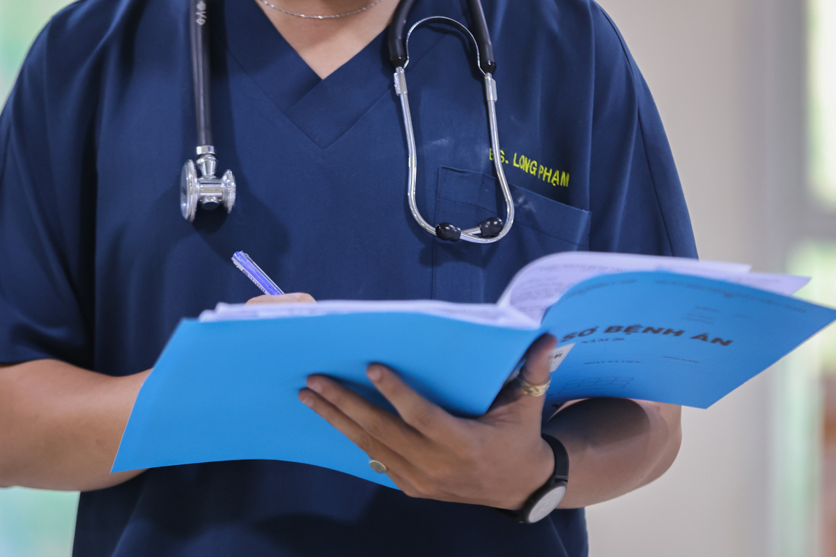 Uống nước mía trị đái tháo đường, người phụ nữ nguy kịch