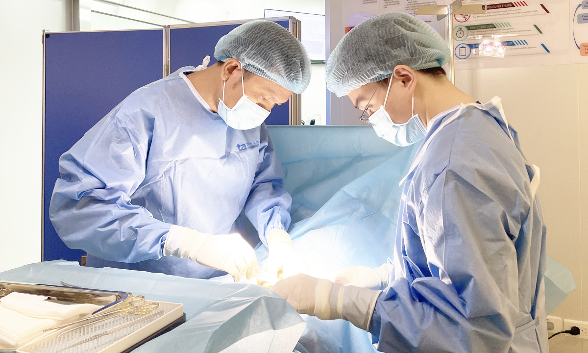 Làm cha ở tuổi U70 sau nối ống dẫn tinh thất bại