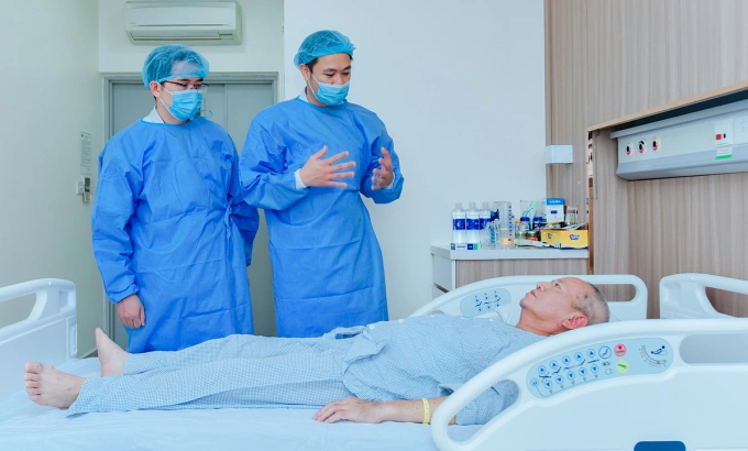 Bệnh nhân trong quá trình hồi phục sau mổ ghép gan. Ảnh: Bệnh viện cung cấp