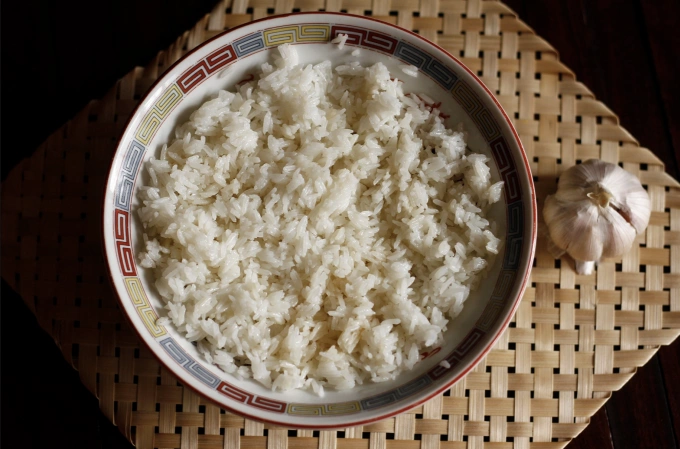Một quan niệm sai lầm phổ biến là người mắc bệnh tiểu đường phải tránh hoàn toàn tinh bột. Ảnh: Bùi Thủy