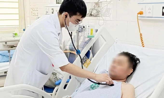 Bệnh nhân nguy kịch do nhiễm loại vi khuẩn nguy hiểm. Ảnh: Nguyên Hà