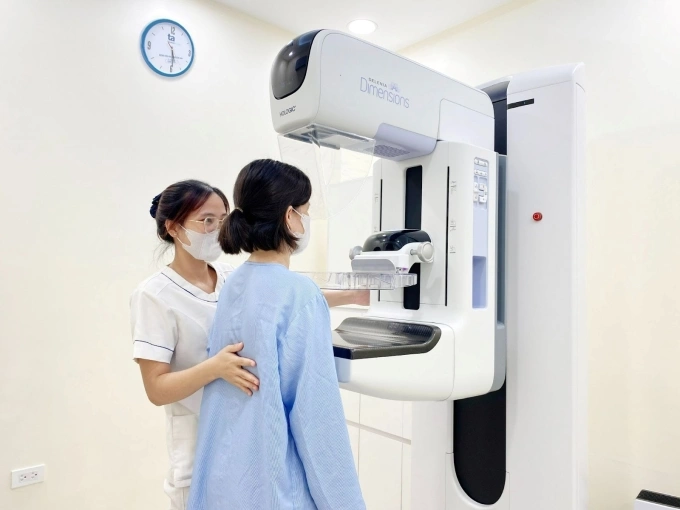 Chụp X-quang vú giúp phát hiện sớm các bất thường tuyến vú, trong đó có ung thư vú. Ảnh: Bệnh viện Đa khoa Tâm Anh
