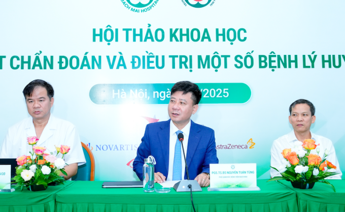 Các chuyên gia chia sẻ về bệnh lý huyết học tại hội thảo. Ảnh: Thế Anh