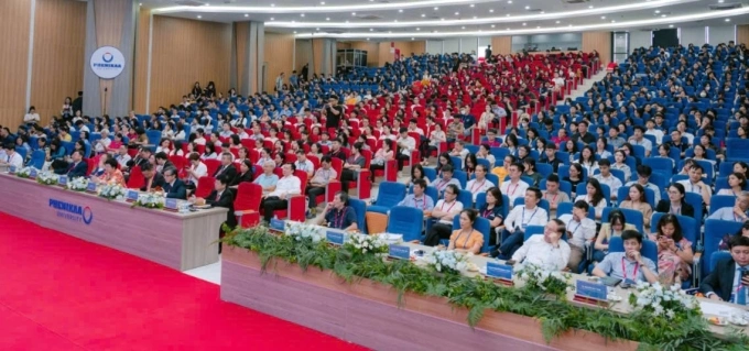 Hội nghị có hàng trăm chuyên gia từ Trung Quốc và Việt Nam tham dự. Ảnh: Bệnh viện Ung bướu St.Stamford Quảng Châu
