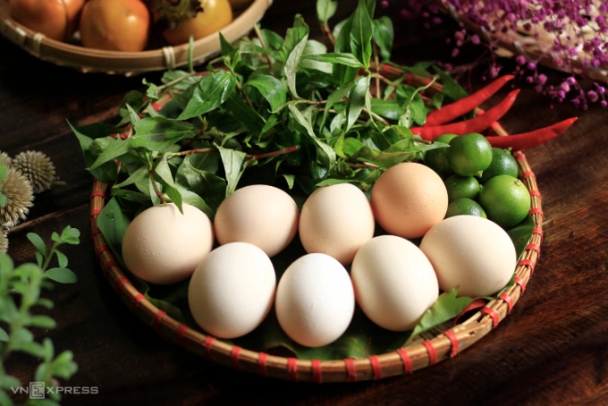 Trứng rất giàu choline, một hợp chất hỗ trợ phân hủy chất béo, giúp giữ dáng. Ảnh: Bùi Thủy