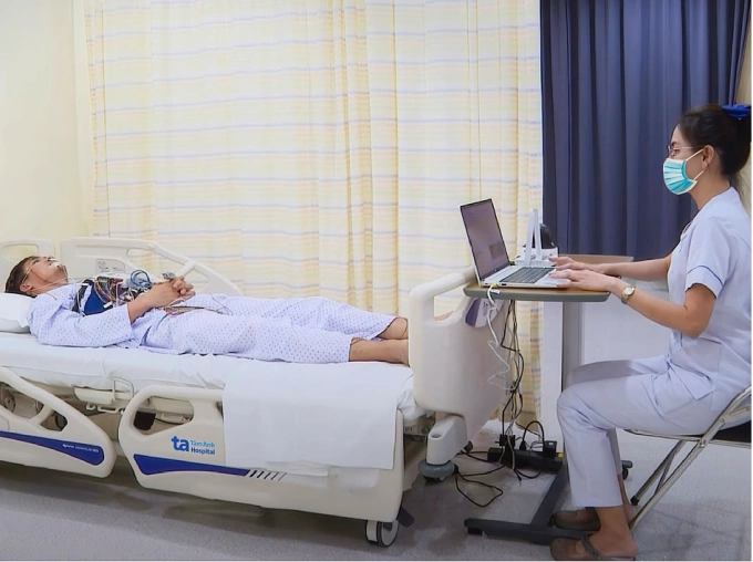 Đo đa ký giấc ngủ giúp xác định và chẩn đoán chứng ngưng thở khi ngủ Ảnh: Bệnh viện Đa khoa Tâm Anh