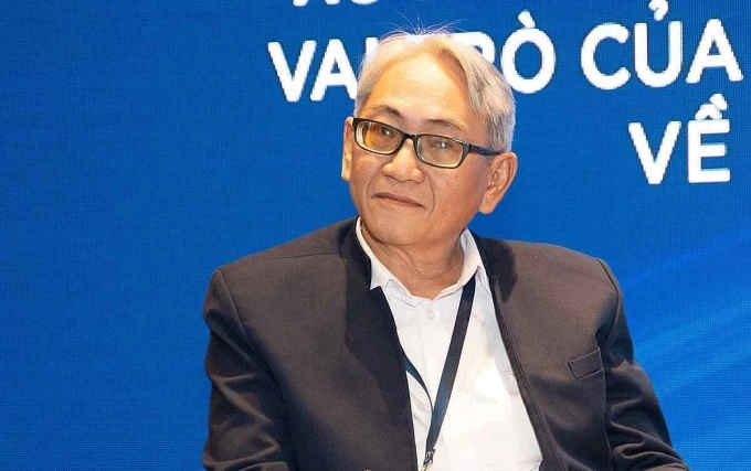 PGS.TS.BS Cao Hữu Nghĩa tại họp báo ngày 24/8. Ảnh: Quỳnh Phạm