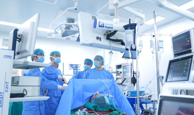 Phẫu thuật nội soi cắt tụy cho bệnh nhân ung thư. Ảnh: Bệnh viện Đa khoa Tâm Anh