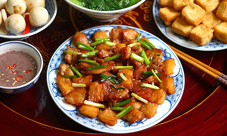 Vì sao ăn ít vẫn không giảm mỡ?