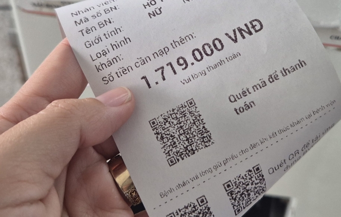 Mã QR để bệnh nhân thanh toán trực tuyến tại Bệnh viện Chợ Rẫy. Ảnh: Lê Phương