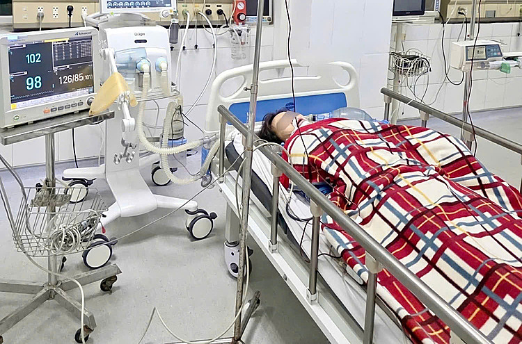 Tự ý phá thai lưu 33 tuần, sản phụ nguy kịch