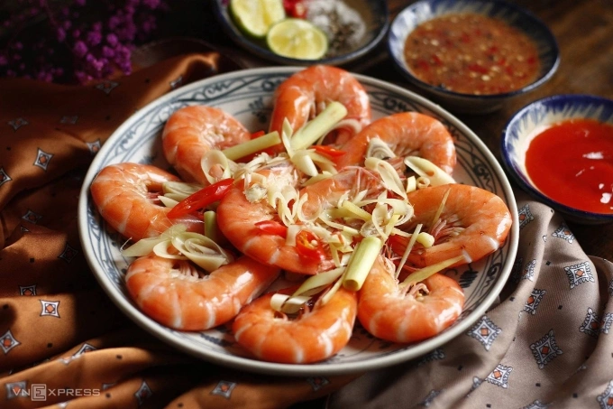 Hải sản có vỏ có nhiều lợi ích với sức khỏe. Ảnh: Bùi Thủy