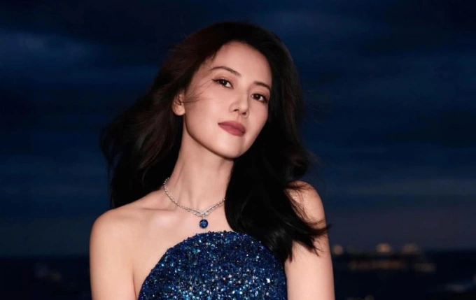 Cao Viên Viên khoe nhan sắc không tuổi tại LHP Cannes 2025. Ảnh: Instagram gaoyuanyuan_gyy