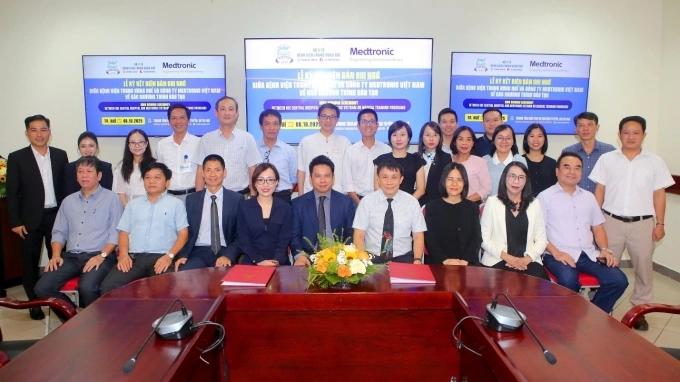 Việc hợp tác lần này cũng hướng tới phát triển Bệnh viện Trung ương Huế thành trung tâm hàng đầu về can thiệp mạch não tại Việt Nam. Ảnh: Hoàng Kha.