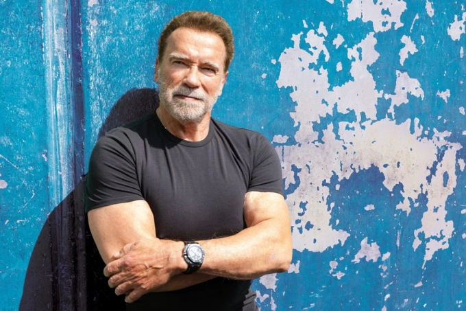 Ở tuổi 78, Arnold Schwarzenegger đã điều chỉnh chế độ tập luyện và dinh dưỡng của mình suốt nhiều năm. Ảnh: Zimmer Biomet
