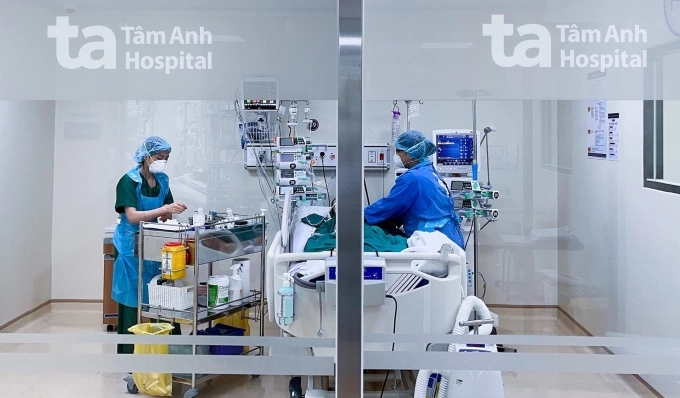 Nhiễm trùng huyết nặng không rõ nguyên nhân Người bệnh được chăm sóc ở khoa Hồi sức tích cực và Chống độc (ICU). Ảnh: Bệnh viện Đa khoa Tâm Anh
