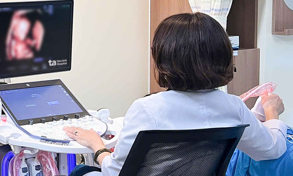 Mẹ bầu nghén nhiều có ảnh hưởng thai nhi không?