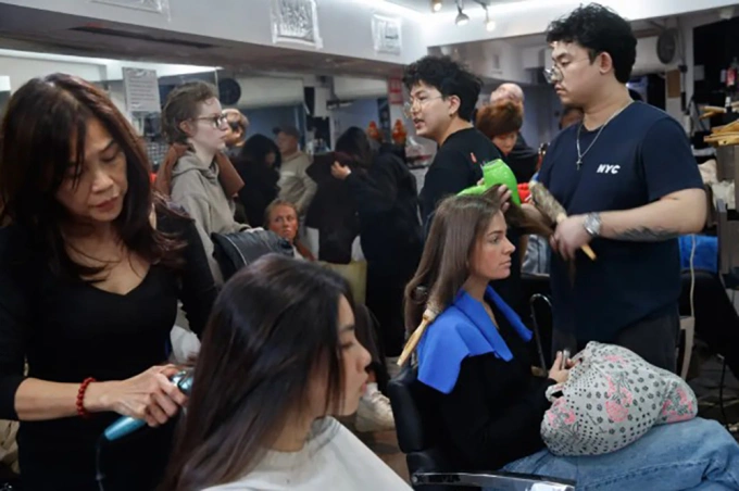 Bí mật làm đẹp sang chảnh với giá bình dân của dân New York/Thiên đường làm đẹp 50 USD ở New York/Bỏ spa sang chảnh, người New York rủ nhau làm đẹp trong ngõ - 2