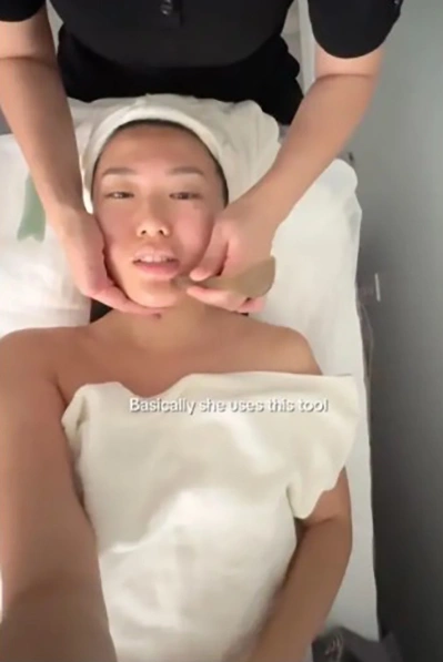 Viveca Chow sẵn sàng đổi liệu trình spa 300 USD lấy liệu trình Bojin 49 USD tại Diana Beauty Spa vì thấy hiệu quả và kinh tế. Ảnh: Vivecachow/TikTok