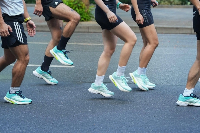 Phụ nữ mang thai vẫn có thể chạy bộ, với cự li và tốc độ vừa phải, đảm bảo an toàn cho thai nhi. Ảnh: Hương Ngân