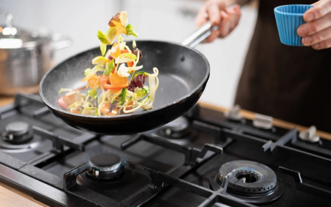 6 người nguy kịch sau bữa cơm nấu bằng acid Ảnh minh họa: Daily Meal