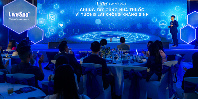 Chuyên gia bàn giải pháp giảm lạm dụng kháng sinh Một góc sự kiện LiveSpo Summit 2025 tại TP HCM hôm 26/11. Ảnh: LiveSpo Pharma