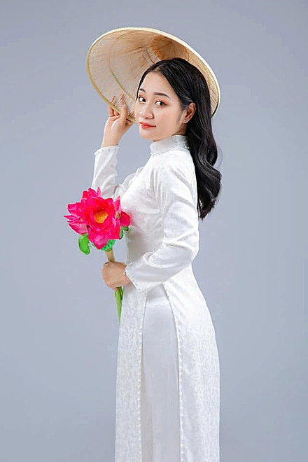 Người phụ nữ 40 tuổi có vòng eo 58 cm nhờ gym, yoga Thể hình cân đối của Yến ở tuổi 40. Ảnh: Nhân vật cung cấp