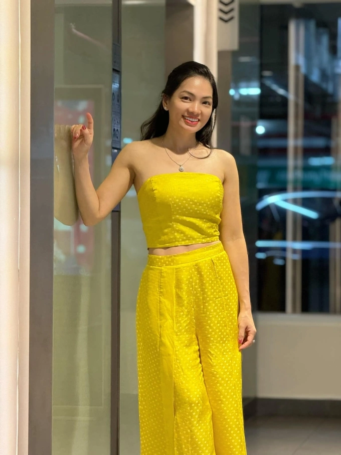 Bí quyết giúp mẹ hai con đảo ngược 10 năm tuổi sinh học Chị Nhung hiện tại sở hữu vóc dáng thon gọn và tuổi sinh học trẻ hơn 10 năm so với tuổi thật. Ảnh: Nhân vật cung cấp