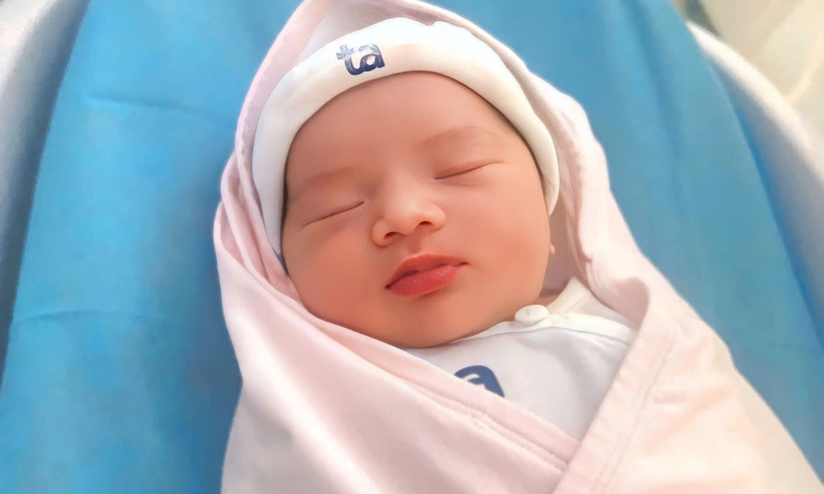 U60 xin trứng để thụ tinh ống nghiệm sinh con