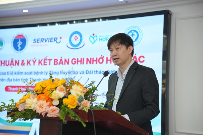 Ngành y tế Thanh Hóa thúc đẩy kiểm soát bệnh mạn tính TS.BS. Lê Văn Cường, Giám đốc Sở Y tế Thanh Hóa phát biểu khai mạc hội nghị. Ảnh: Servier Việt Nam